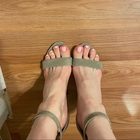 Steve Madden block heel sandals - Picture 9 of 11